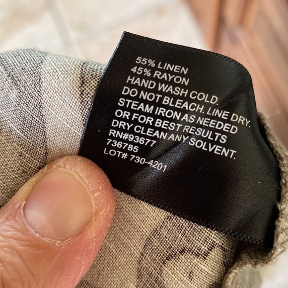 East 5th linen button down blouse. Pebble print, collared Mature brand Size PL - Picture 8 of 10